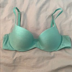 VS Pink Light Lift Bra